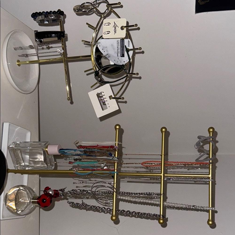 Gold Jewelry Organizer Stand